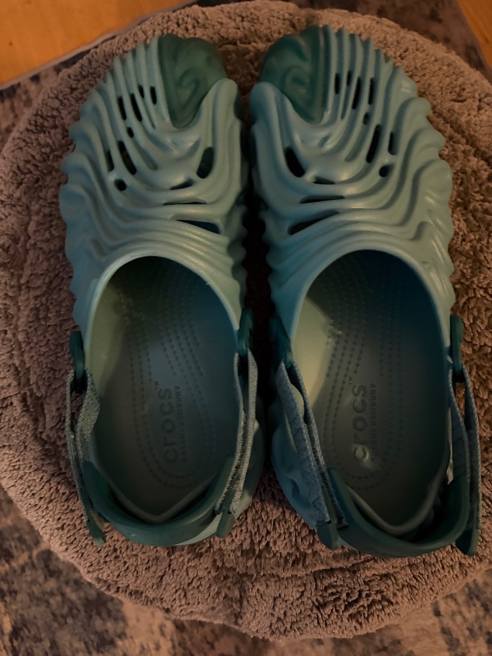 CROCS Men’s ' Aqua Foam Clog Sandals